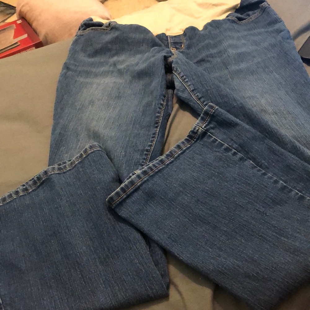 Old navy maternity jeans